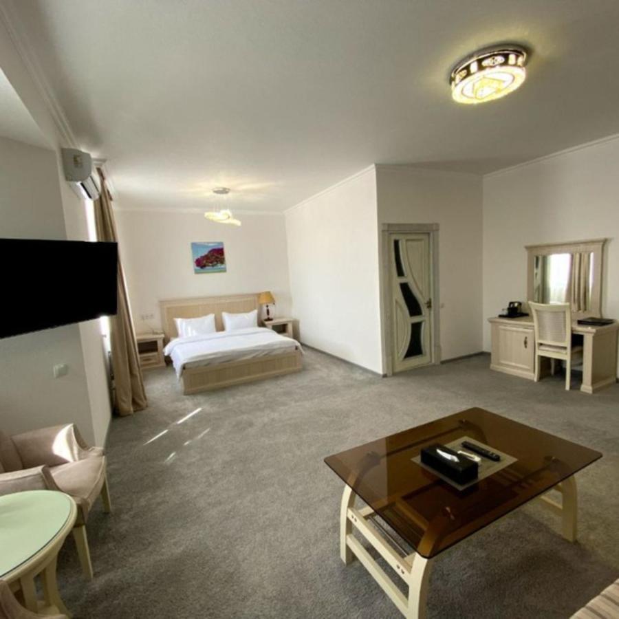 סמרקנד Alexander Hotel מראה חיצוני תמונה