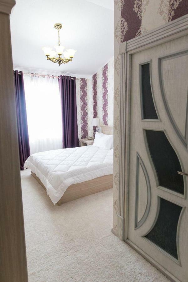 סמרקנד Alexander Hotel מראה חיצוני תמונה
